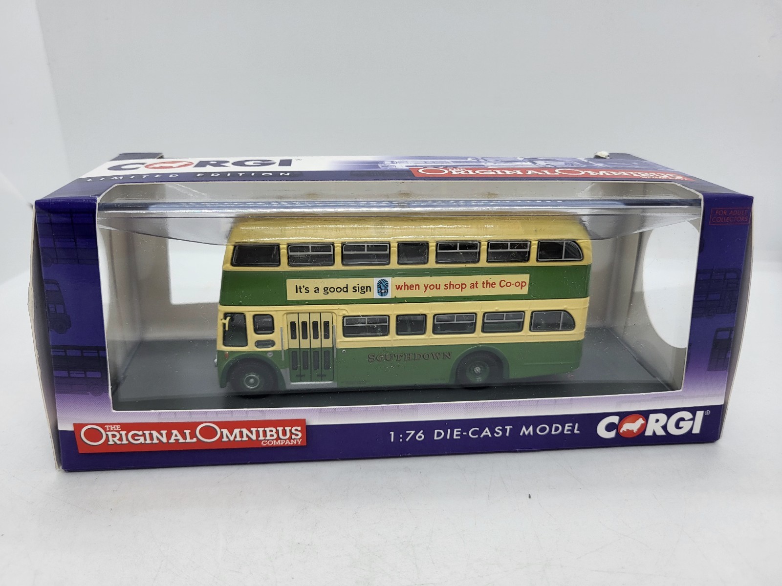 Corgi OM41914 Leyland PD3 ‘Queen Mary’ Southdown Bus Diecast Model