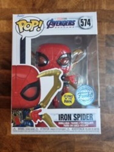 Funko Pop Marvel Avengers Endgame Spider-Man with Gauntlet Model Kit